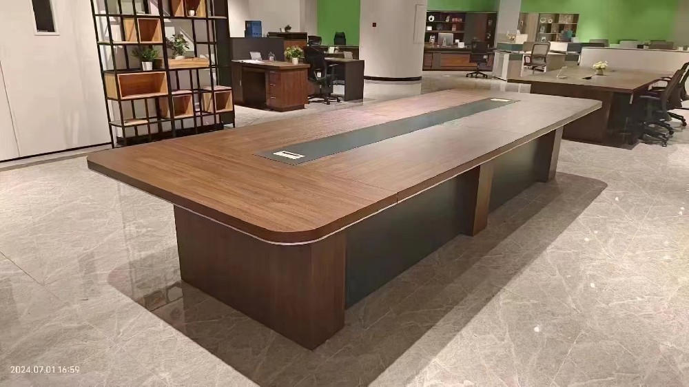 如何选购适合小型办公室的办公家具？