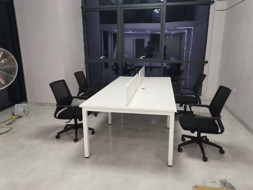 如何选购适合接待室环境的办公家具？